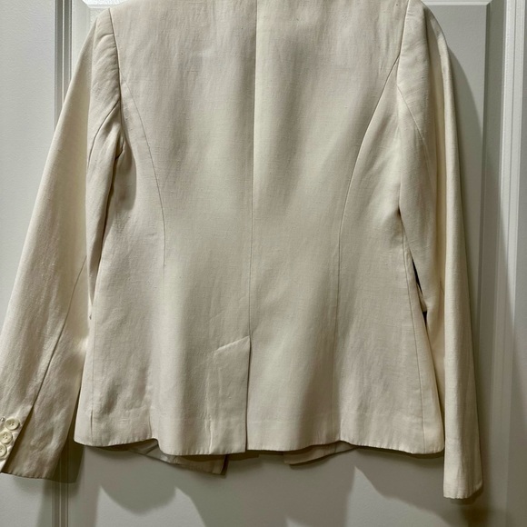 Classiques Entier ‘Meg' One-Button Blazer | Ivory Cloud | Size 0 - Picture 2 of 3